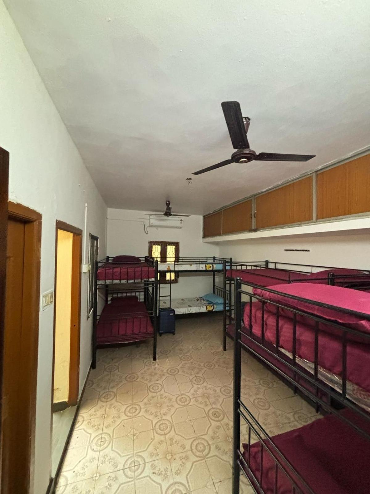 Hostel Madras Zewnętrze zdjęcie